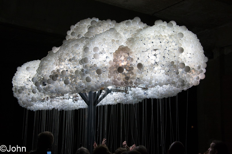 Glow - 13 november 2013