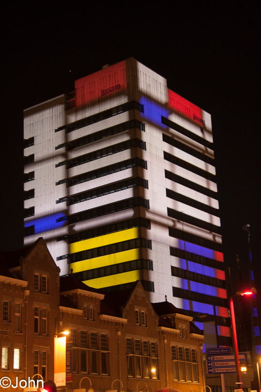 Glow - 13 november 2013