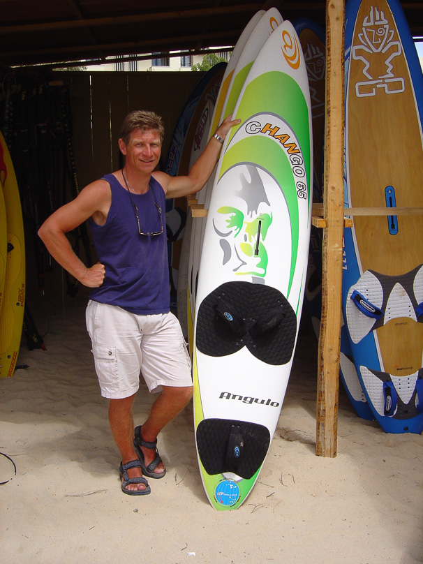 Cabo Verde, surfen - 24 februari 2004